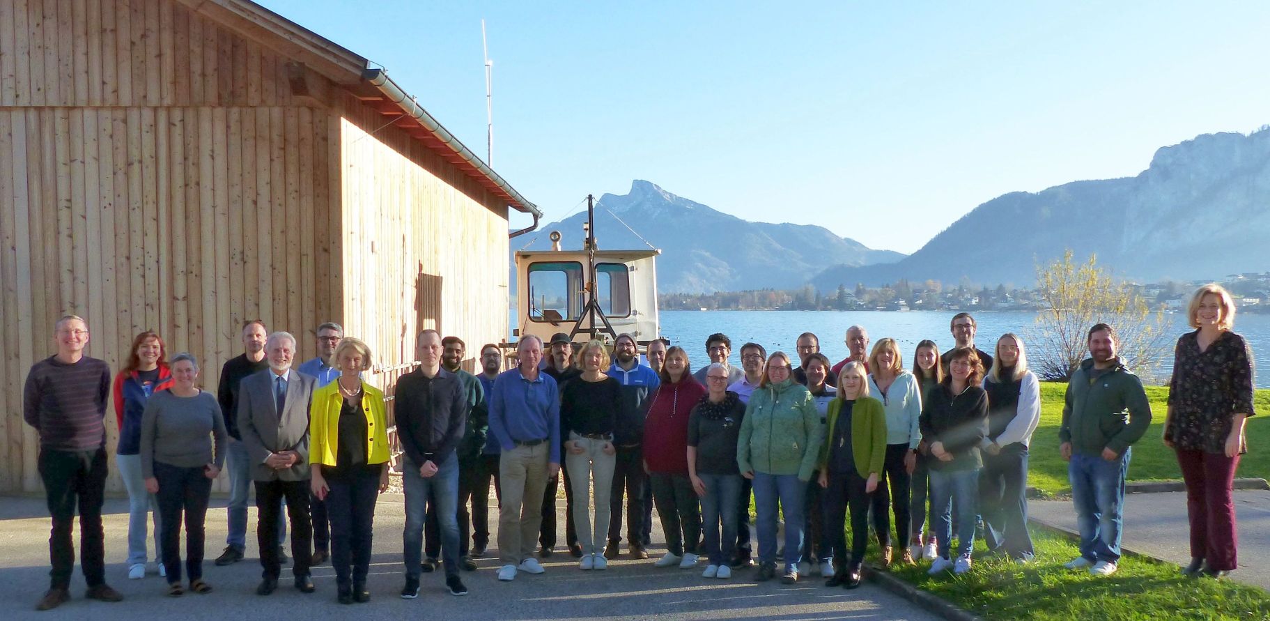 Gruppenfoto mit Rektorin